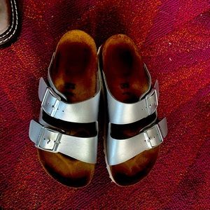 Double strap sandals